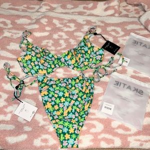 Skatie swim